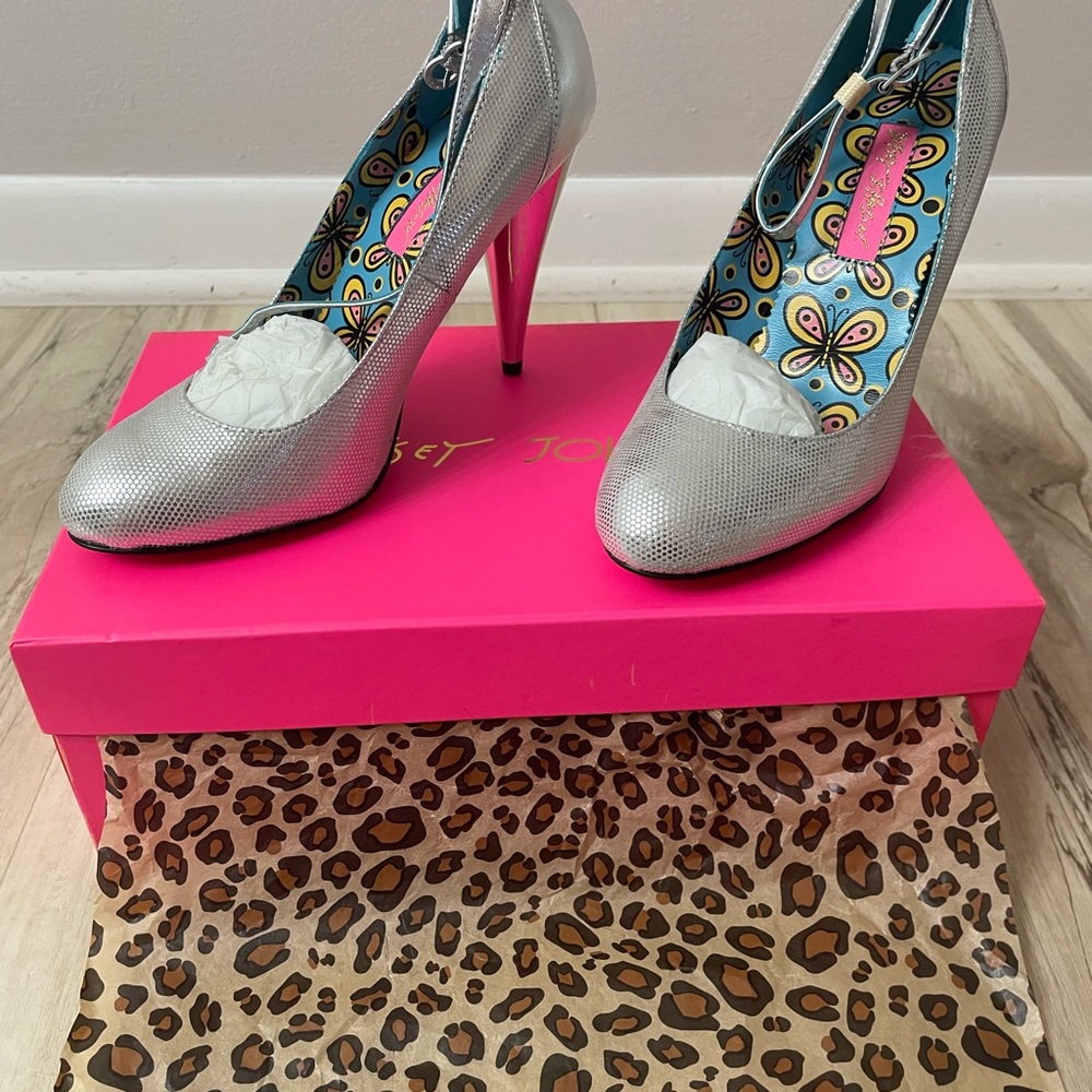 New-Betsy Johnson-Silver and Hot Pink High Heel Pumps
